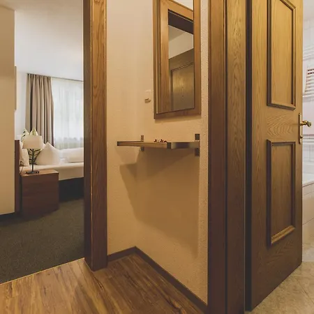 Montfort 3* Санкт-Антон-ам-Арльберг